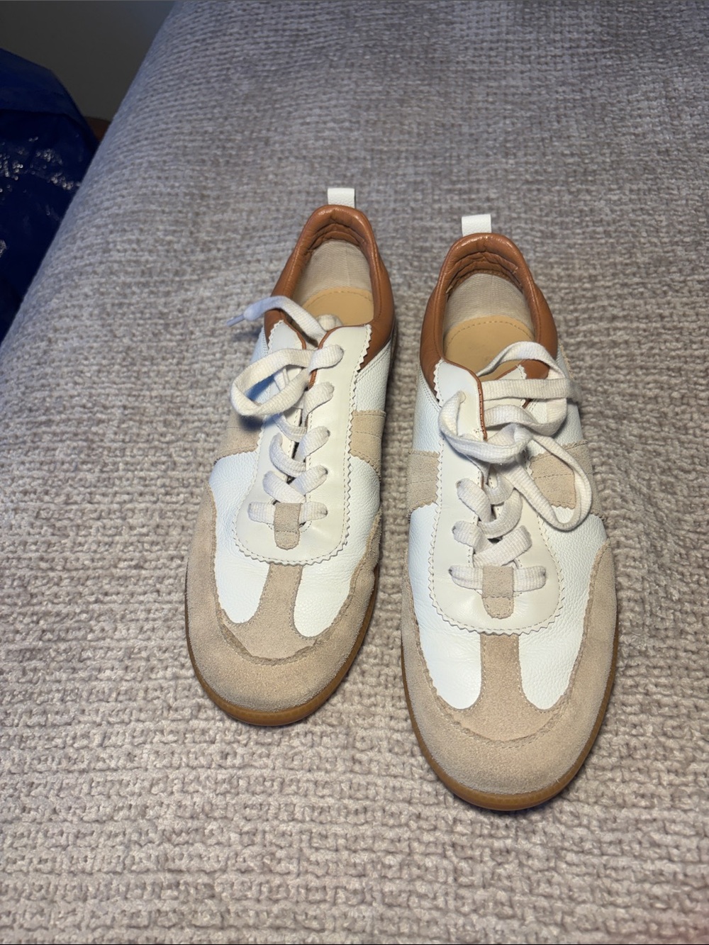 Boden women Leather & Suede Sneakers in White and Tan